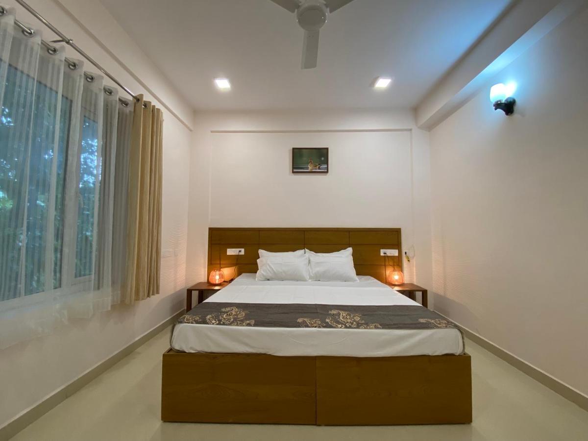 Daffodils Luxury Airport Suites Коччи Экстерьер фото