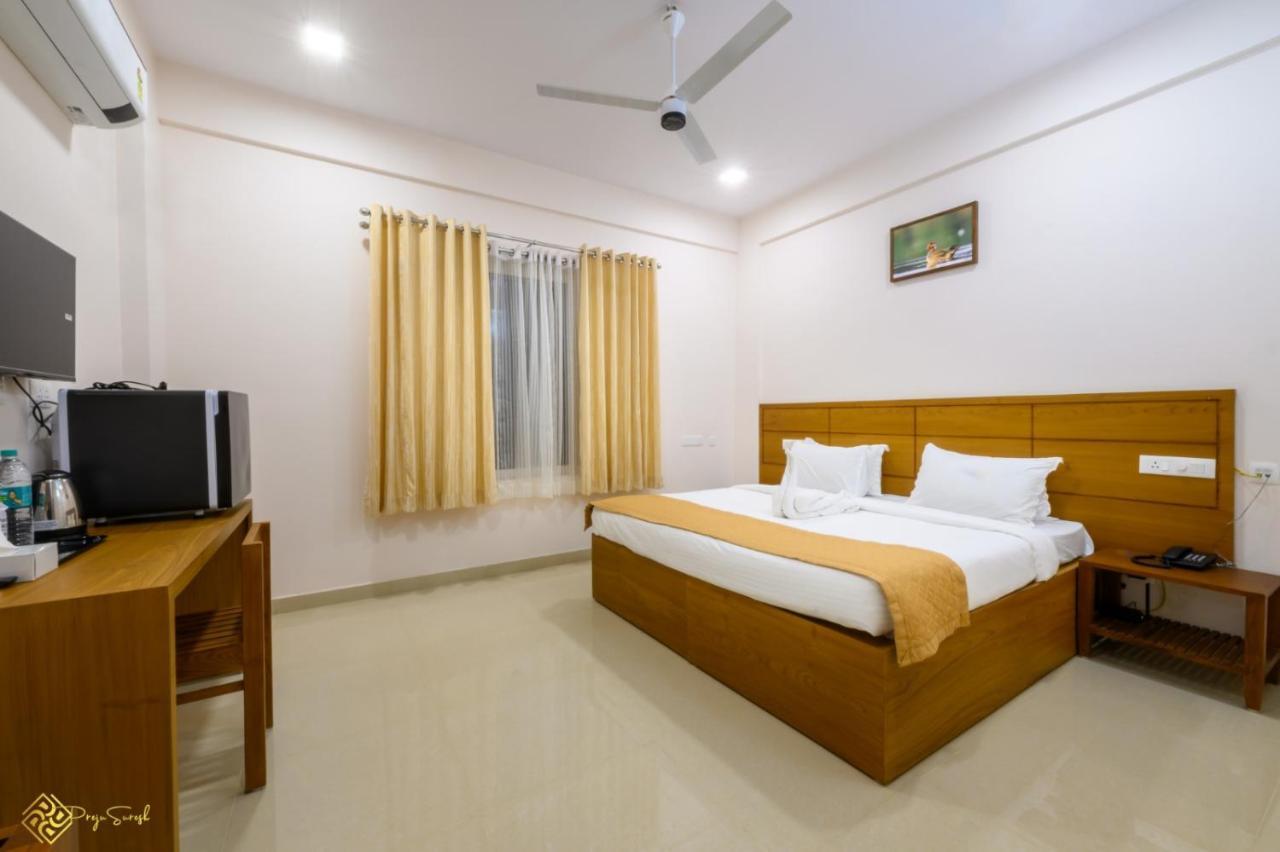 Daffodils Luxury Airport Suites Коччи Экстерьер фото