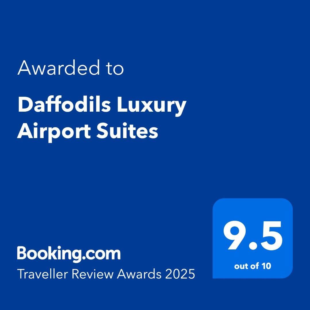 Daffodils Luxury Airport Suites Коччи Экстерьер фото